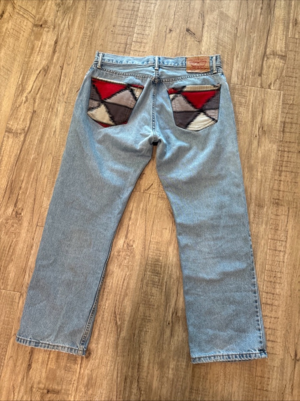 Levi's Light Blue Straight Jeans with Red & Brown Geometric Pockets 34/29